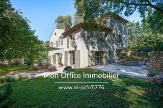  Propriété/château à vendre 10 pièces 475 m²