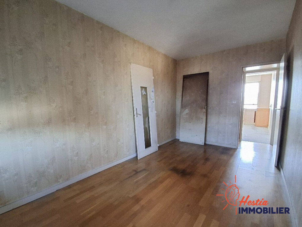 Spacieux appartement - balcon et garage