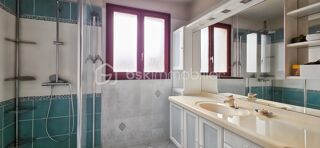  Maison à vendre 8 pièces 198 m²