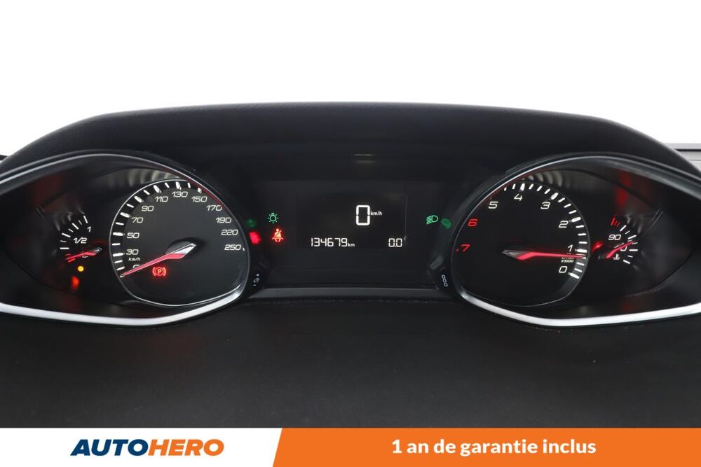 308 1.2 PureTech Allure 130 ch 2017 occasion 92130 Issy-les-Moulineaux