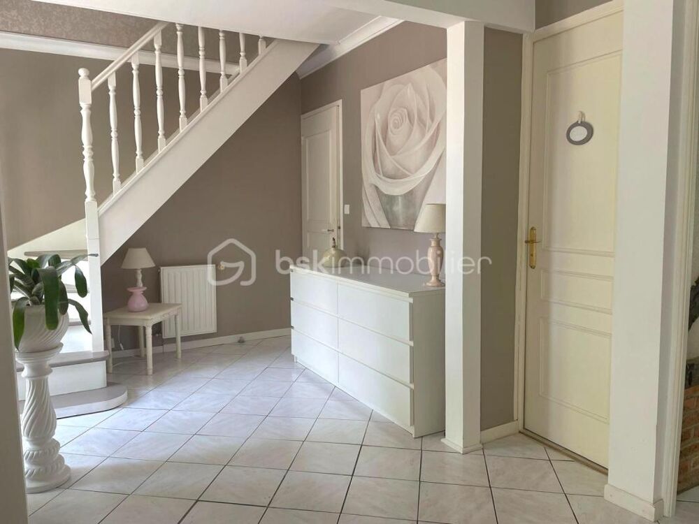 Vente Maison Maison de 164 m² avec piscine - CHEILLE Cheille
