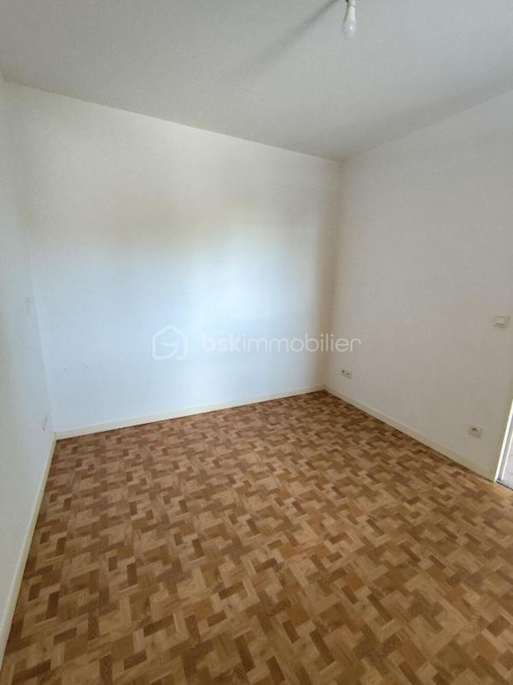 Vente Appartement Appartement une chambre avec balcon et place de parking Lisieux