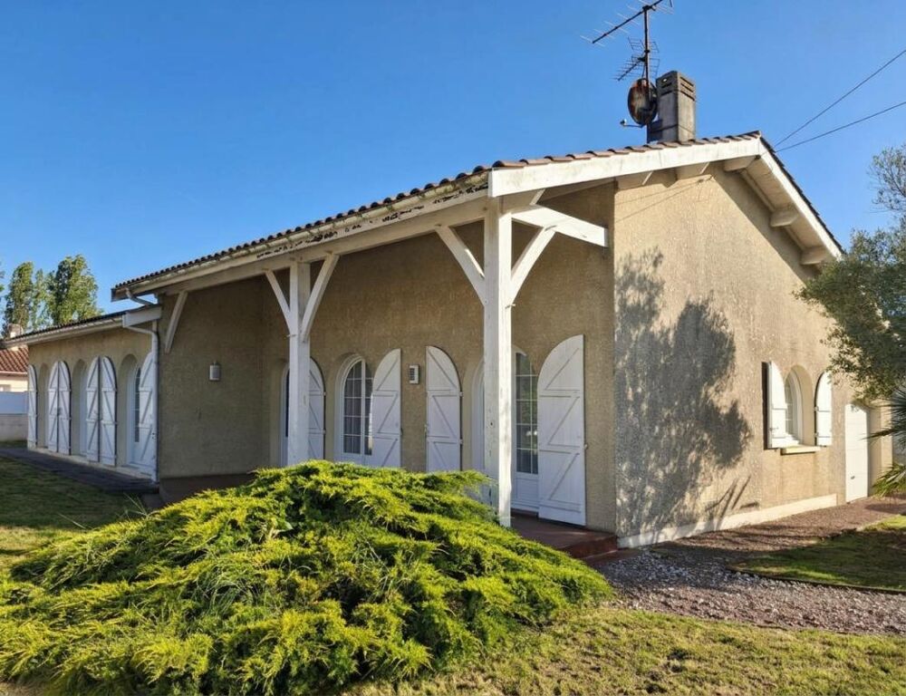 Vente Maison Maison de plain-pied - 4 chambres, piscine, jardin et garage à Ambès (33810) Ambes