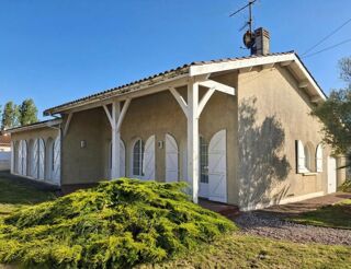 Vente Maison Maison de plain-pied - 4 chambres, piscine, jardin et garage à Ambès (33810) Ambes