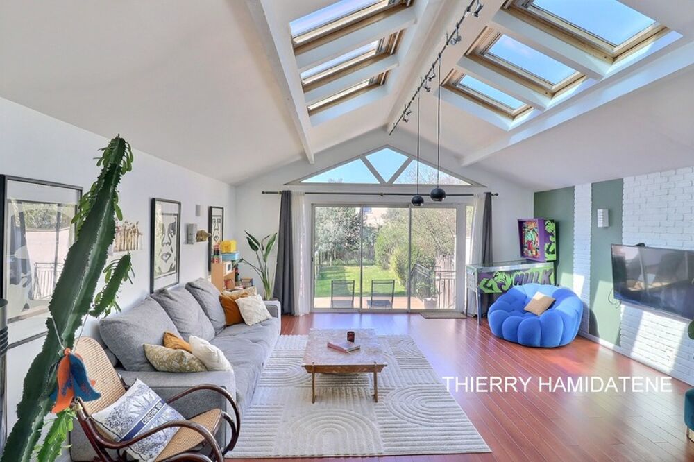 Vente Maison QUARTIER MAIRIE -COUP DE COEUR ASSURE !!! SUBLIME MAISON 1930 ENTIEREMENT RENOVE 135M2 5 PIECES , 3 CHAMBRES ,TERRASSE ET JARDIN Argenteuil