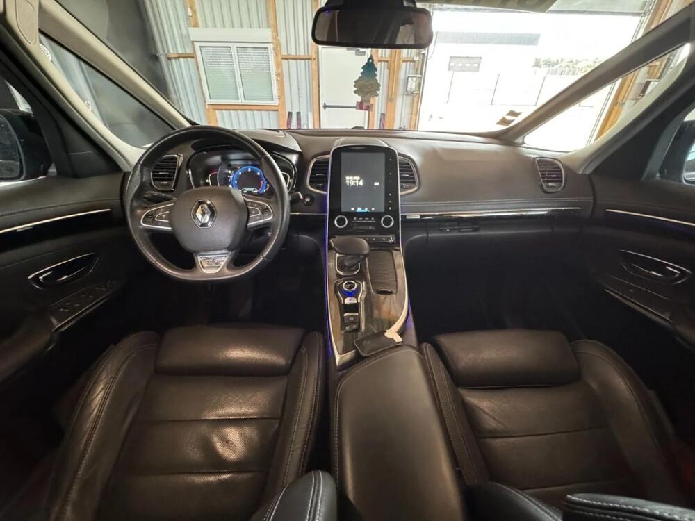 Espace V dCi 160 Energy Twin Turbo Initiale Paris EDC 2016 occasion 56120 Les Forges De Lanouee