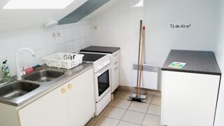  Immeuble à vendre 14 pièces 219 m²