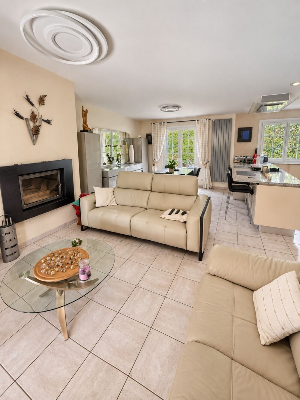 Vente Maison Maison à vendre 5 pièces VAUX SUR SEINE (78) - garage - dépendances - jardin - cuisine d'été Vaux sur seine