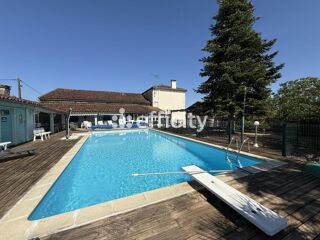  Maison � vendre 13 pi�ces 325 m�