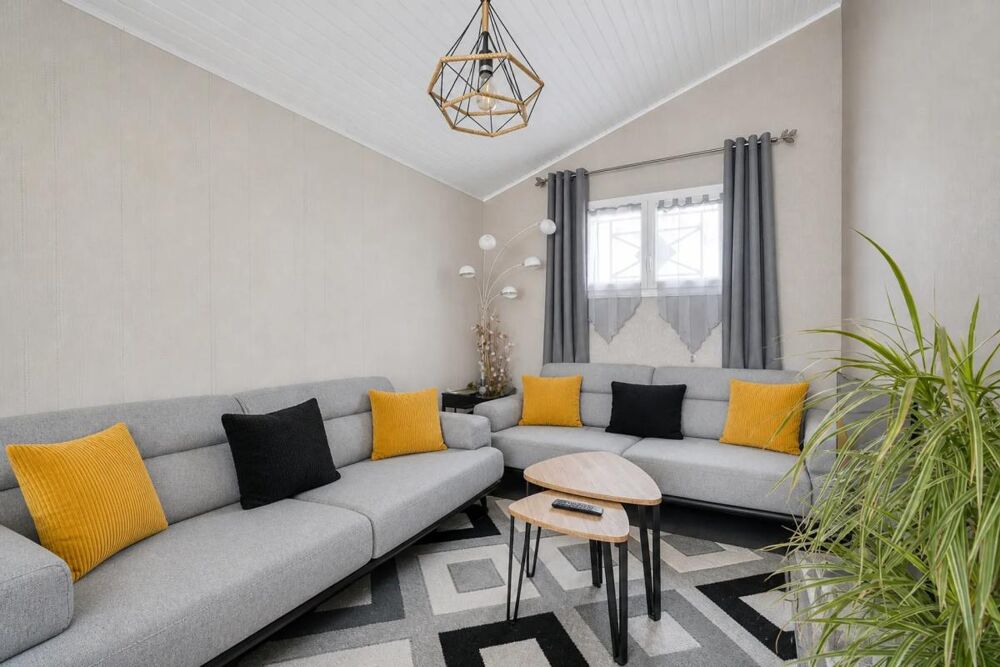 Vente Maison Maison de 6 pièces de 140 m² et 70 m2 de combles aménageables Cugnaux