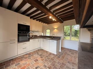  Maison à louer 7 pièces 111 m²