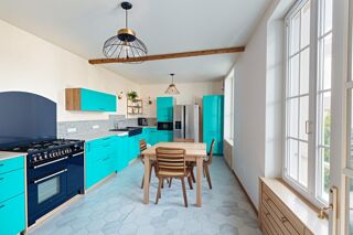  Maison � vendre 6 pi�ces 205 m�