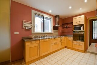  Villa à vendre 5 pièces 146 m²