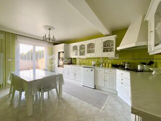  Maison  vendre 6 pices 145 m