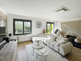 Maison � vendre 9 pi�ces 260 m�