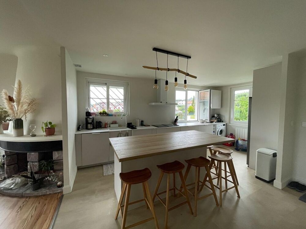 Ciboure, appartement rénové de 109m2 avec jardin et parking