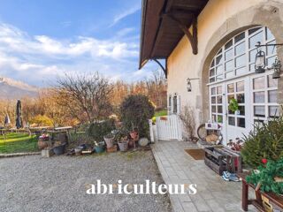  Maison à vendre 15 + pièces 433 m²