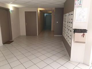  Appartement à louer 1 pièce 20 m²