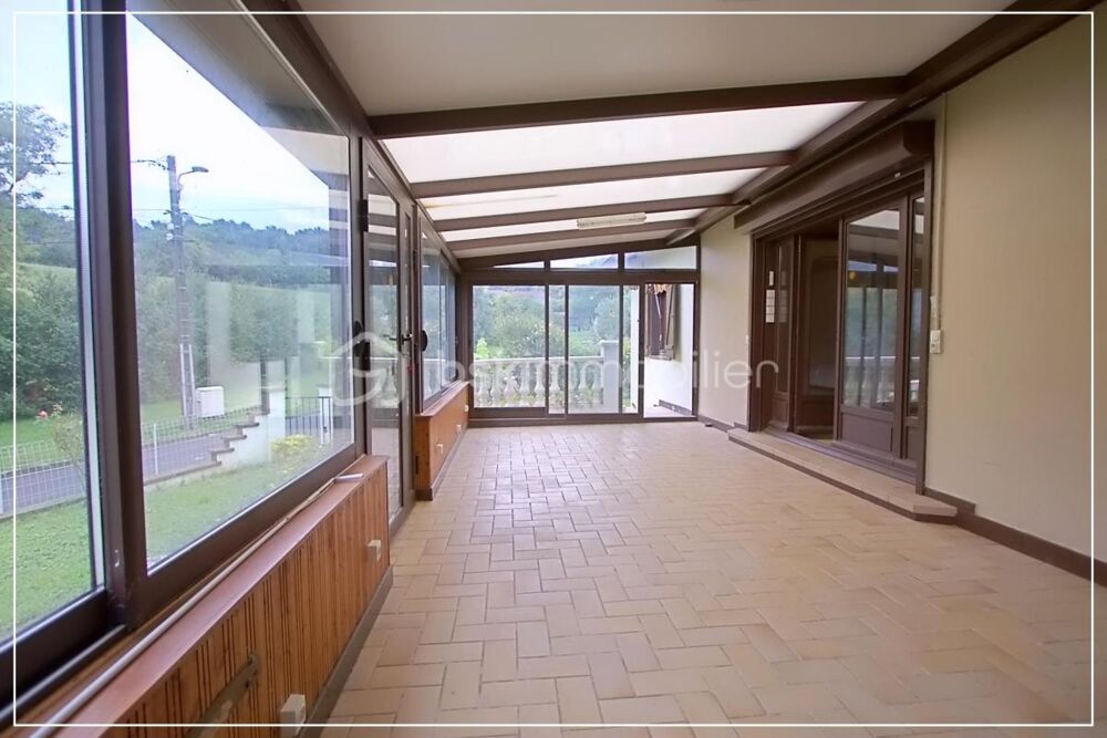 Vente Maison Maison de plain-pied avec dépendance, pièce indépendante, sous-sol complet et terrain clos de 770 m² Saint pierre de chandieu