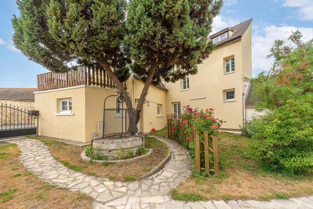 Maison de ville 4 pièces de 127 m² à Villeneuve-sous-Dammartin