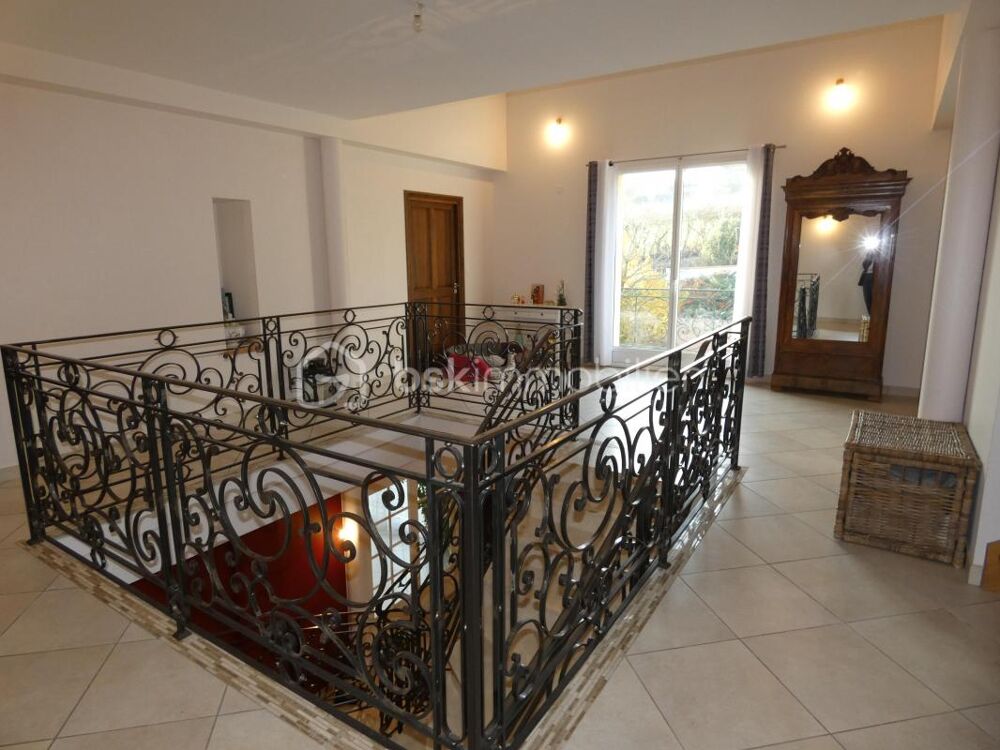 � vendre  Maison Villerest (42300)