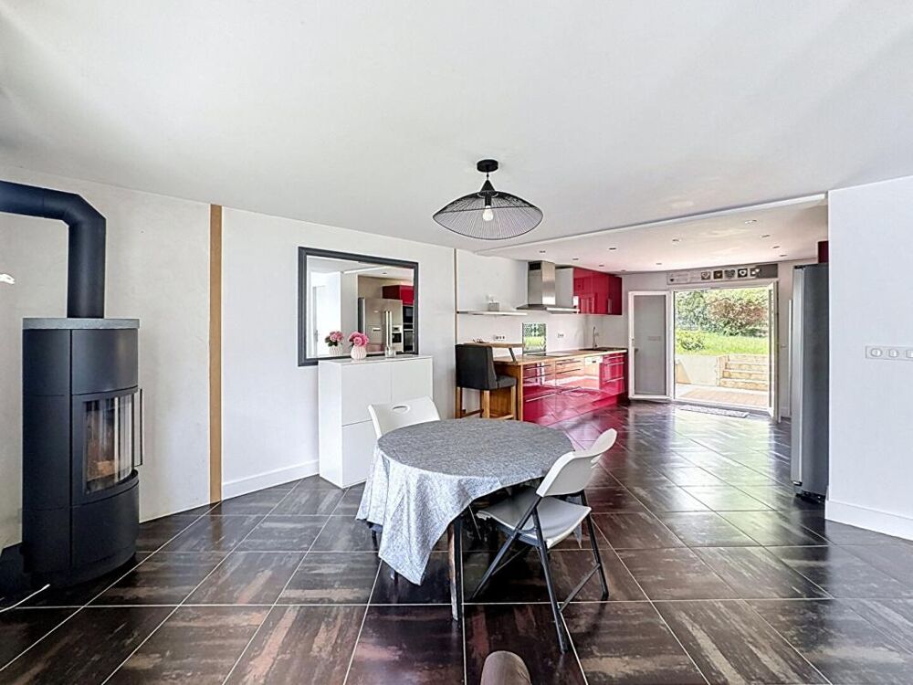 Igny Place de la Ferme Maison moderne de 208 m² 6 chambres Espace réception 70 m2 Jardin sans vis-à-vis DPE C