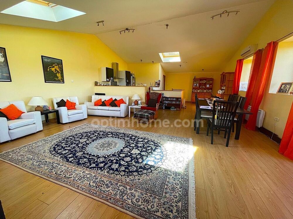 Vente Maison Maison de village avec garage et terrasse Montgaillard