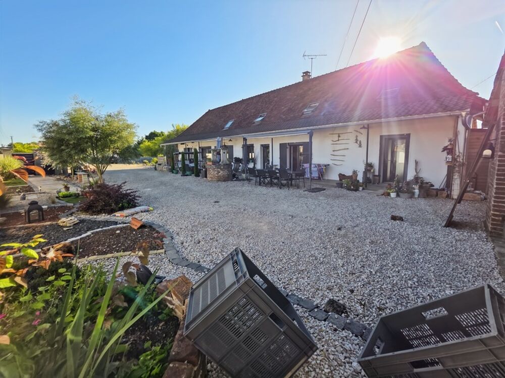 Ferme bressane rénovée à Louhans  14 pièces, 192 m² avec espace indépendant idéal Airbnb (71)