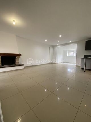  Maison  vendre 6 pices 126 m