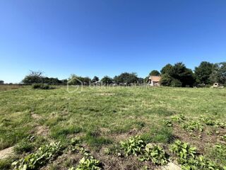  Terrain à vendre 1360 m²