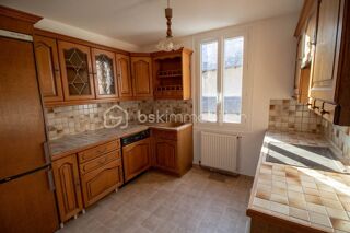  Immeuble à vendre 6 pièces 167 m²
