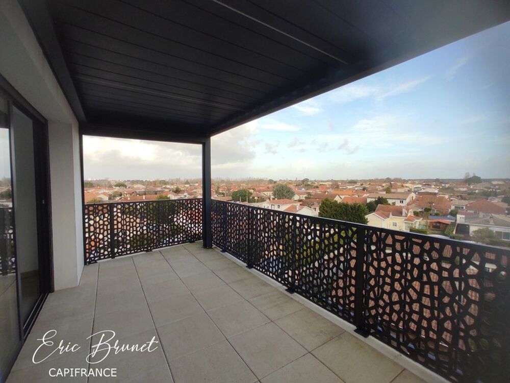 La Teste-de-Buch  Appartement dexception en plein coeur de ville avec double terrasse de 43 m² - un garage fermé et 2 parkings