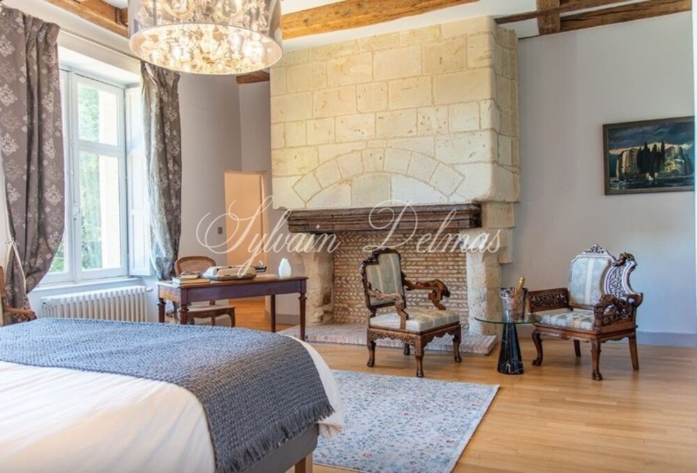 à vendre  Propriété/château Tours (37000)