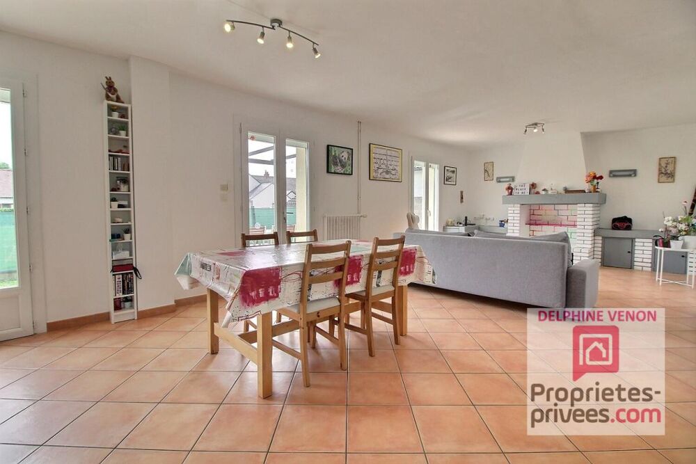 Exclusvité - Maison 3 chambres + bureau à 2 pas des écoles et des commerces à Châteauneuf sur Loire