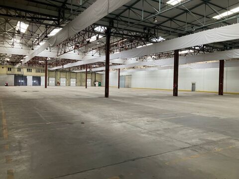 A LOUER - CELLULES D ACTIVITES 46390 71000 Macon