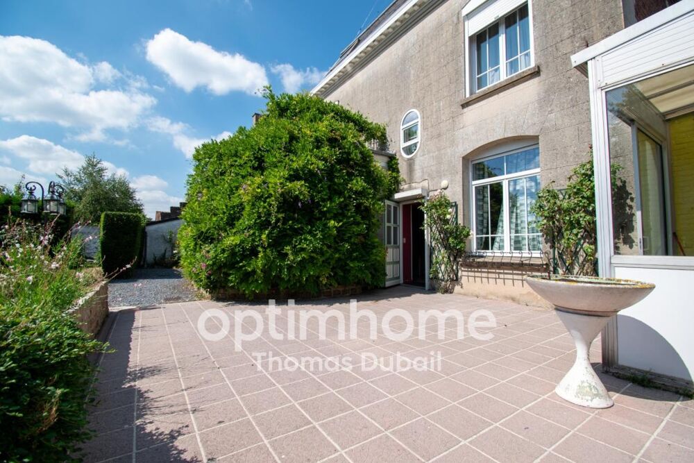 Maison 11 pièces 255 m² · à Landrecies · 255 m² · 210 000 €