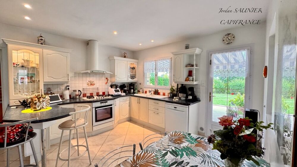 Vente Villa Maison 270m2 à vendre 7 pièces MONTEGUT LAURAGAIS (31) Revel