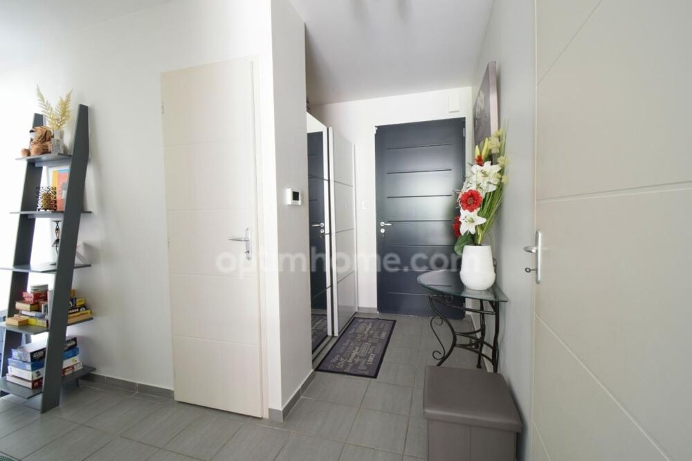 Vente Maison PONT-DU-CHÂTEAU – PLAIN-PIED 92 M² – 3 CHAMBRES – EXTÉRIEUR SOIGNÉ Pont du chateau
