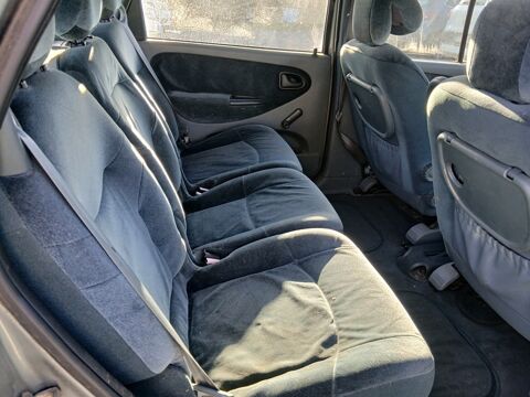 M&eacute;gane SCENIC I 1.6i 90 CV 1998 occasion 31570 Lanta