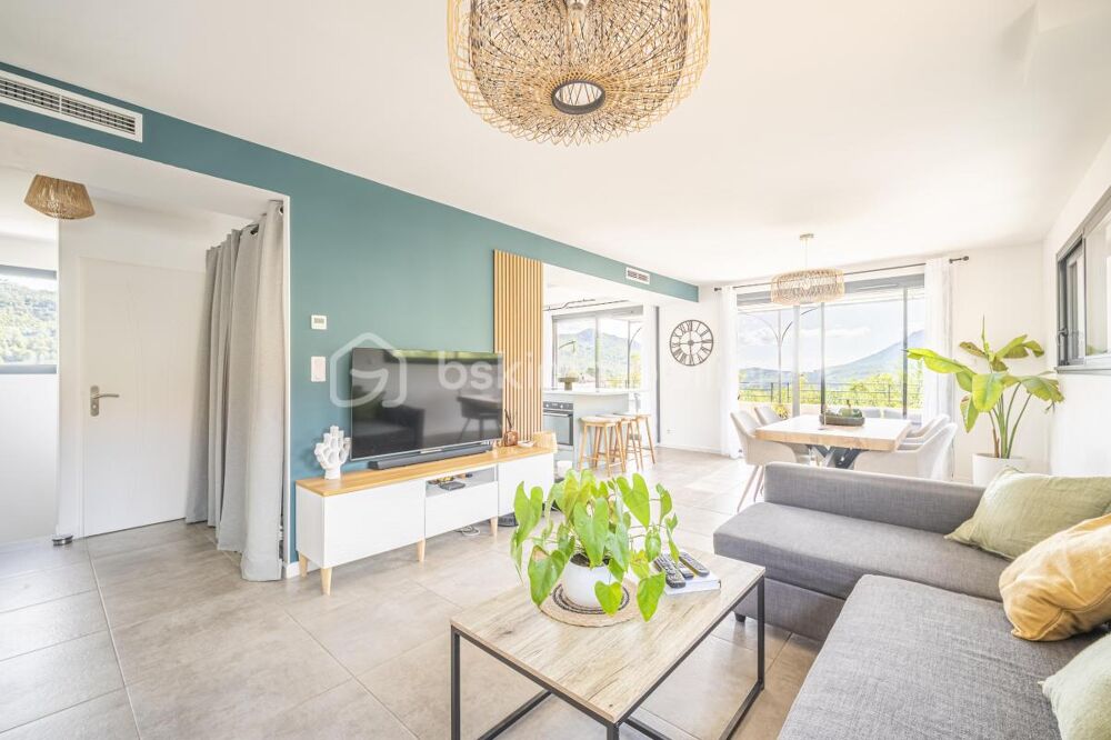 DPT VAR (83) - BELLE MAISON FAMILIALE DE 4 CHAMBRES - AU CALME AVEC VUE DEGAGÉE SUR VILLAGE ET COLLINES