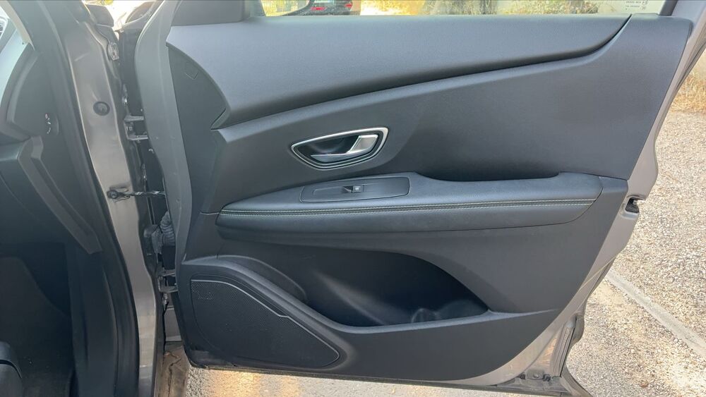 Sc&eacute;nic IV 1.6 dCi 130 Energy Limited 2018 occasion 13280 Arles