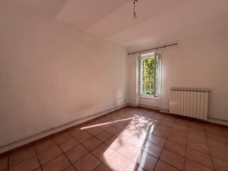  Immeuble à vendre 8 pièces 200 m²