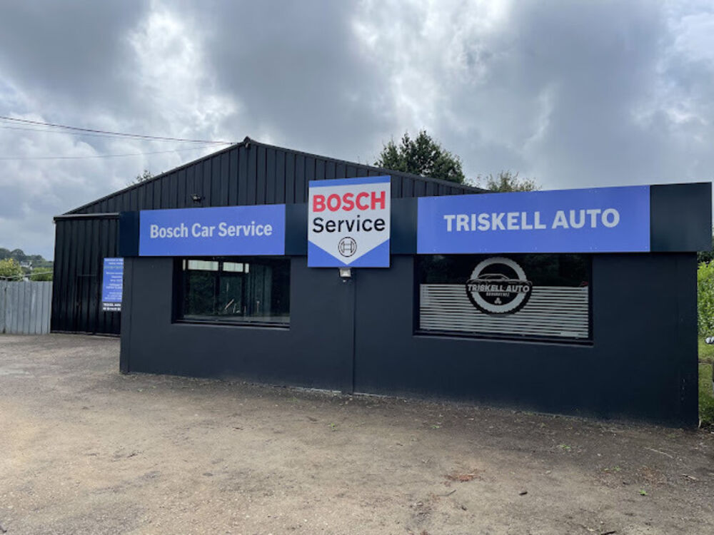   Locaux professionels et terrain à vendre DOUARNENEZ (29) 