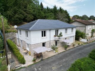  Maison à vendre 11 pièces 217 m²