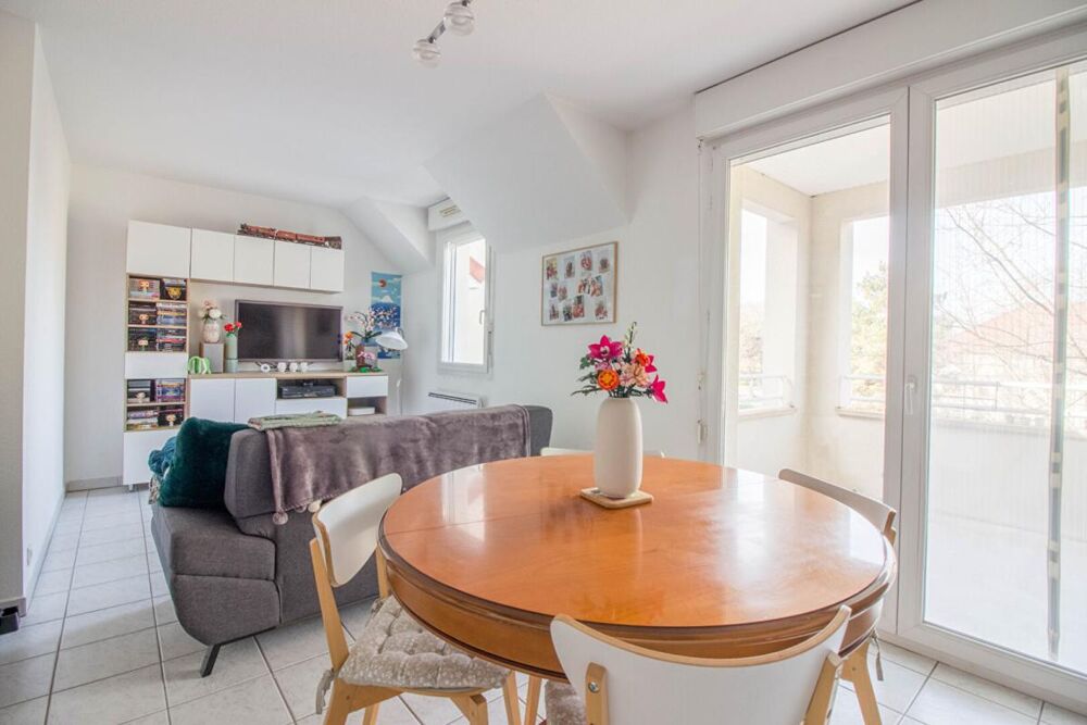 Brive Ouest A LOUER APT T2 de 51.20m2 avec TERRASSE de 9.85m² et PARKING dans résidence avec PISCINE