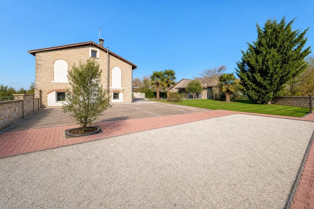 Vente Maison Maison en pierre rénovée avec piscine à Uchizy Uchizy