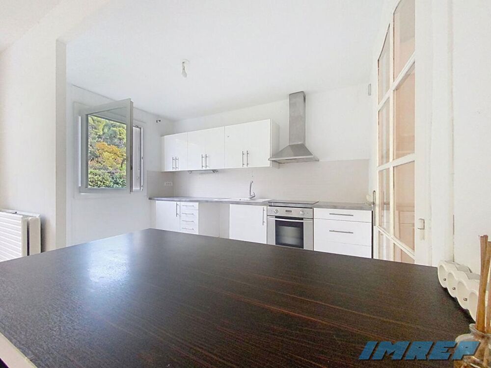 Vente Appartement Appartement T4 Marseille 13010 Saint-Tronc – Résidence avec piscine, balcon, parking et vue colline Marseille 10