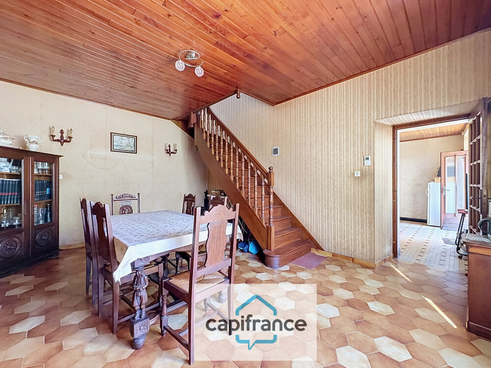 Vente Maison Maison à vendre 4 pièces LA CHAPELLE DU LOU DU LAC (35) La chapelle du lou