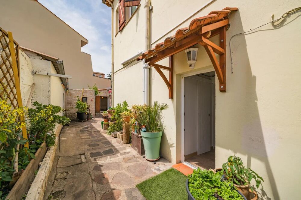 Maison familiale 5 pièces de 100 m² - 4 chambres  Fréjus Plage
