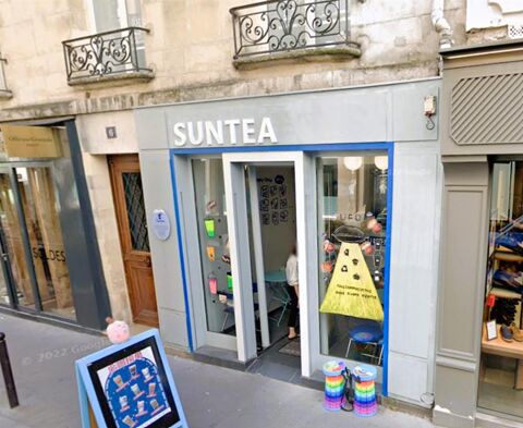 Rue du Dragon dans un environnement très commerçant, une boutique de 46 m² à louer immédiatement 4443 75006 Paris